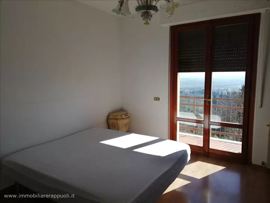 Immagine 5 di Appartamento in vendita  a Sinalunga