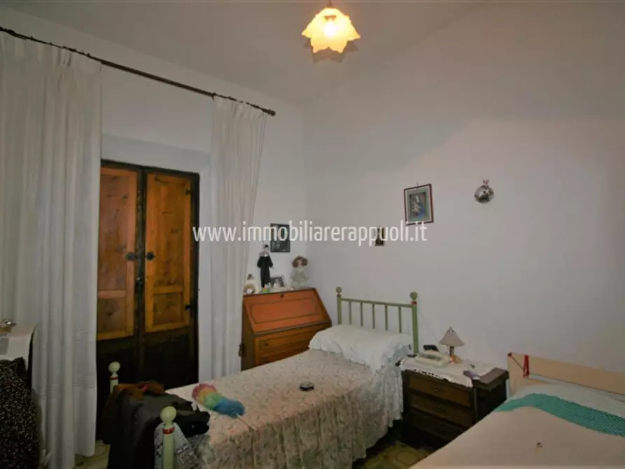 Immagine 9 di Casa indipendente in vendita  a Sinalunga