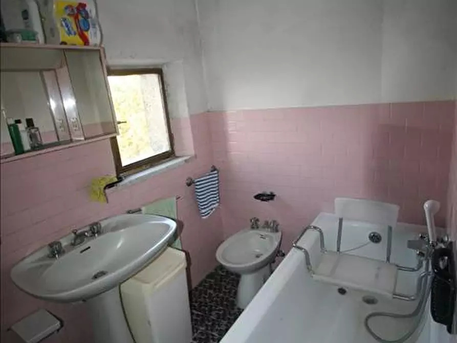 Immagine 11 di Casa indipendente in vendita  a Trequanda