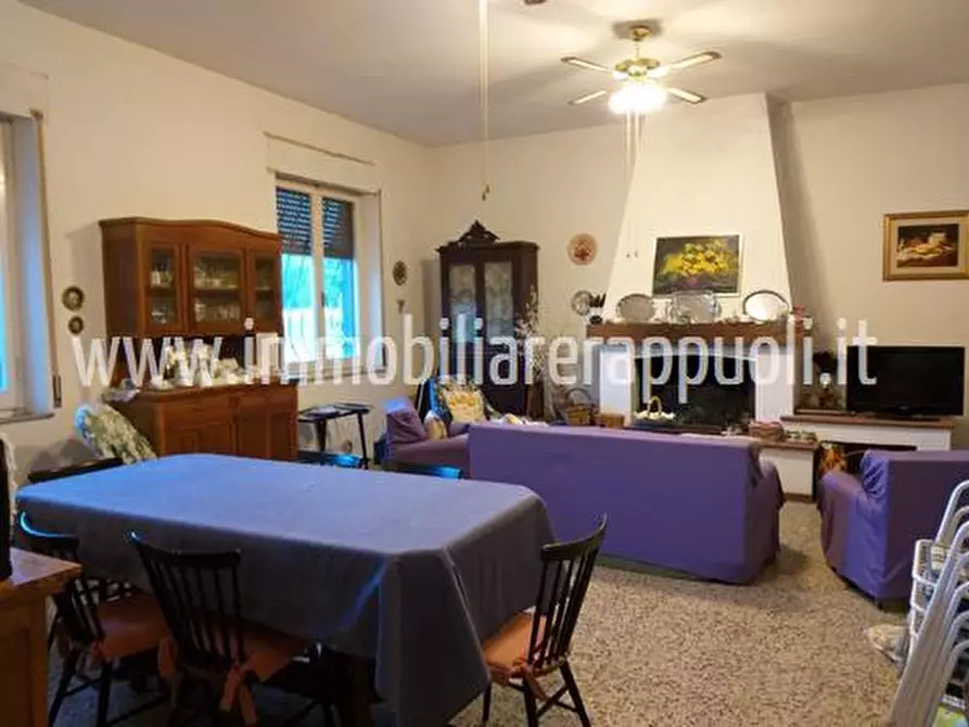 Immagine 27 di Casa indipendente in vendita  a Torrita Di Siena