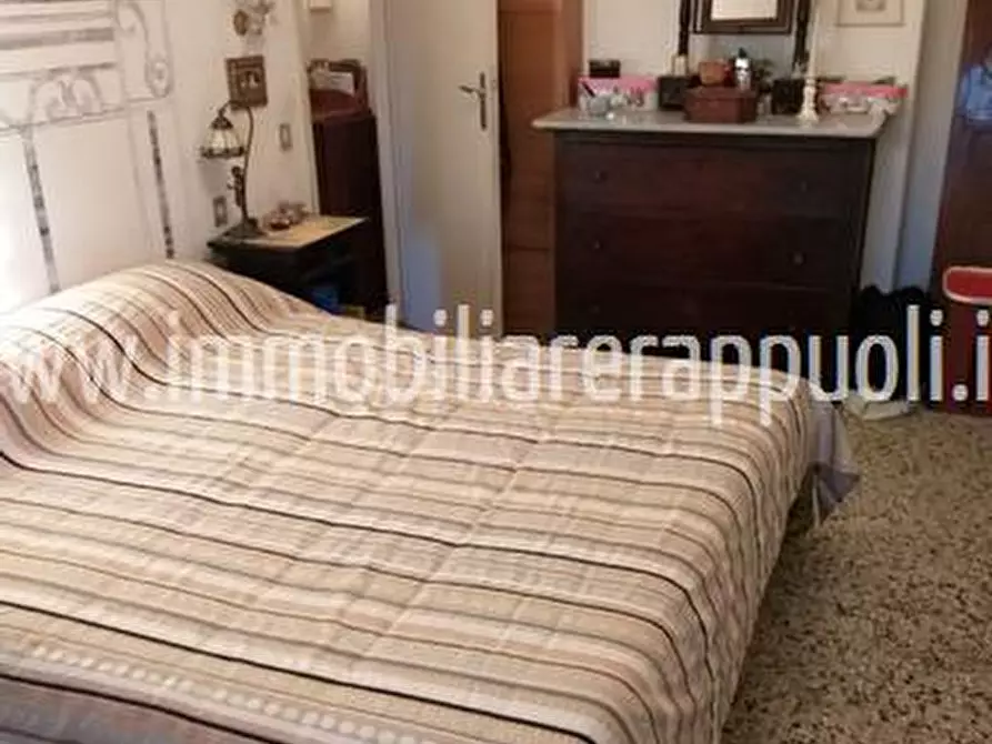 Immagine 56 di Casa indipendente in vendita  a Torrita Di Siena