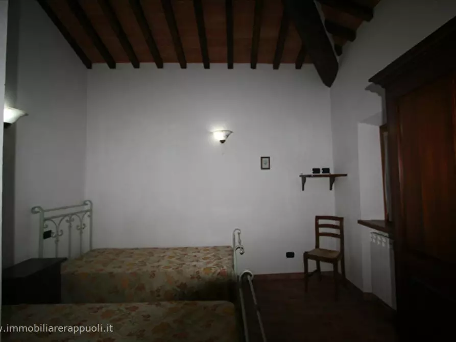 Immagine 6 di Rustico / casale in vendita  a Sinalunga