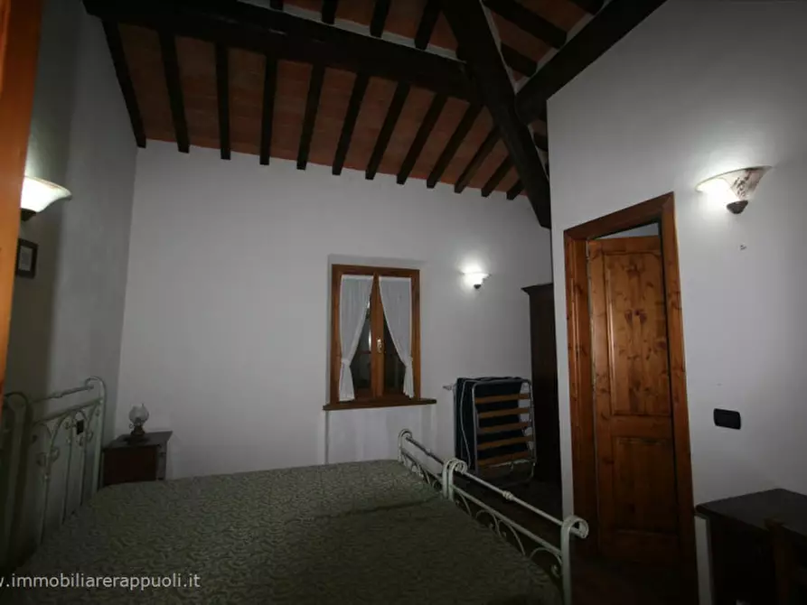 Immagine 7 di Rustico / casale in vendita  a Sinalunga