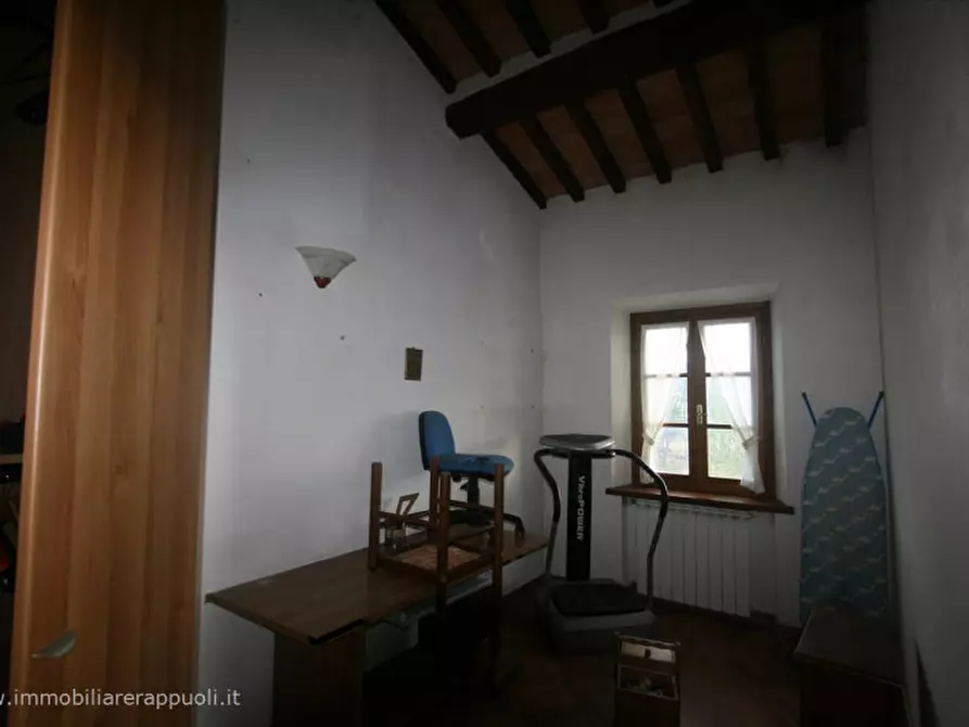 Immagine 14 di Rustico / casale in vendita  a Sinalunga