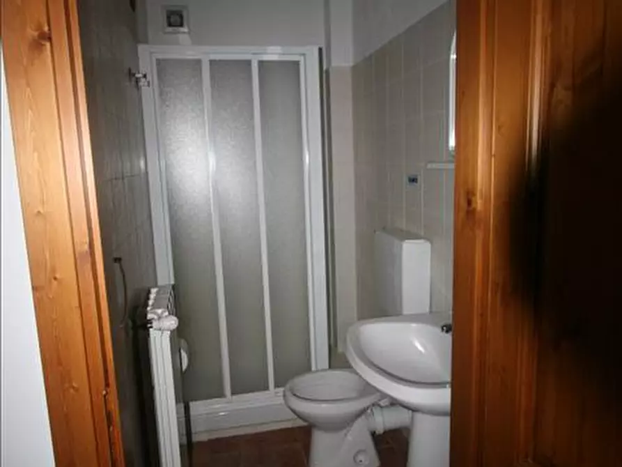 Immagine 18 di Rustico / casale in vendita  a Sinalunga