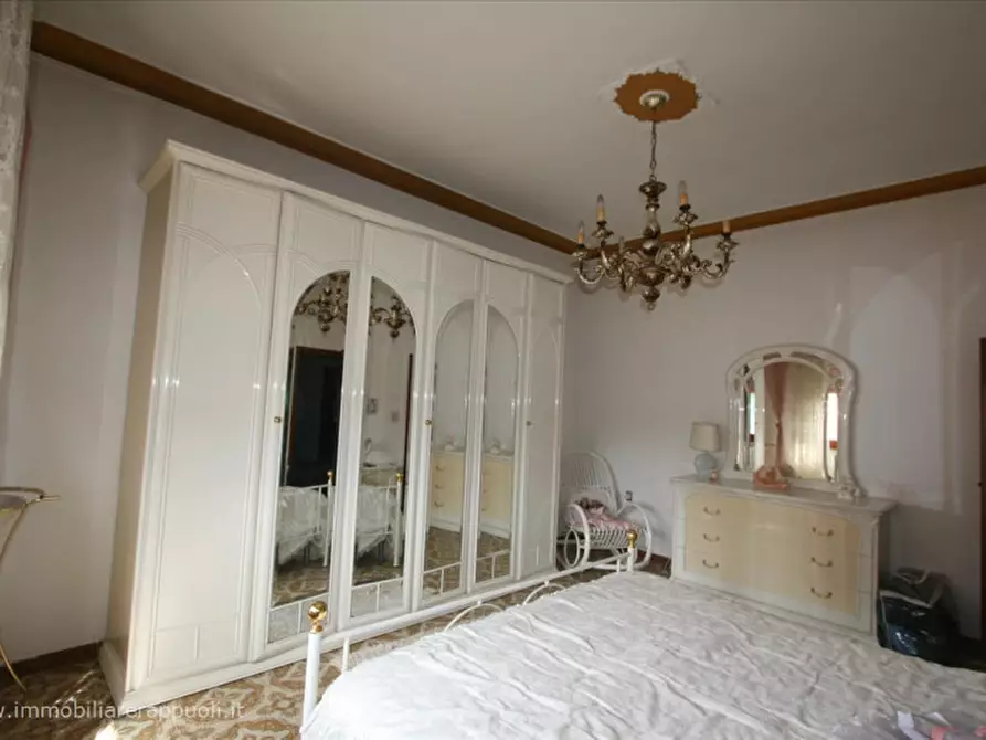 Immagine 17 di Casa indipendente in vendita  a Sinalunga