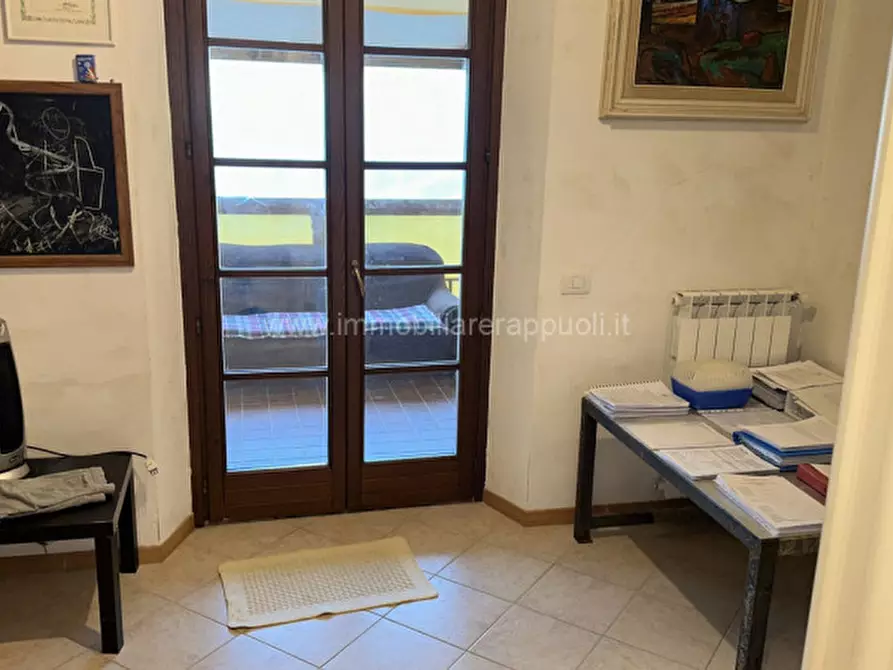Immagine 3 di Appartamento in vendita  a Torrita Di Siena