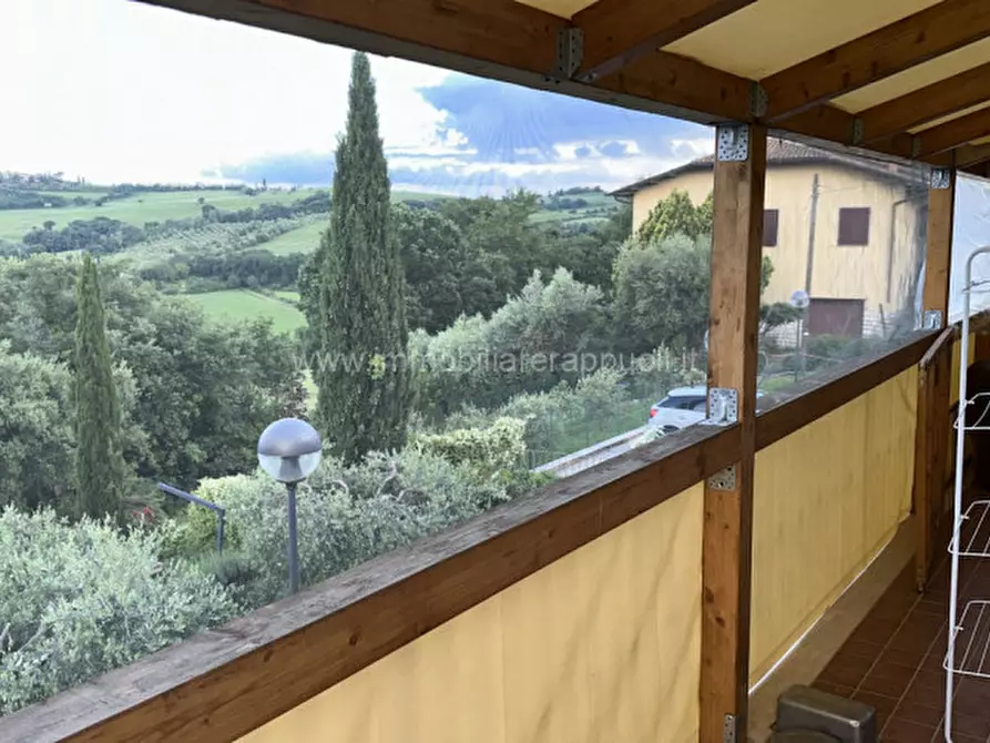 Immagine 15 di Appartamento in vendita  a Torrita Di Siena