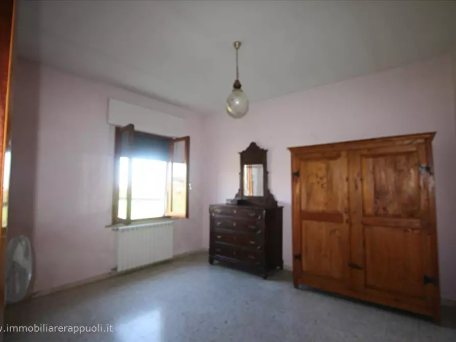 Immagine 4 di Casa indipendente in vendita  a Sinalunga