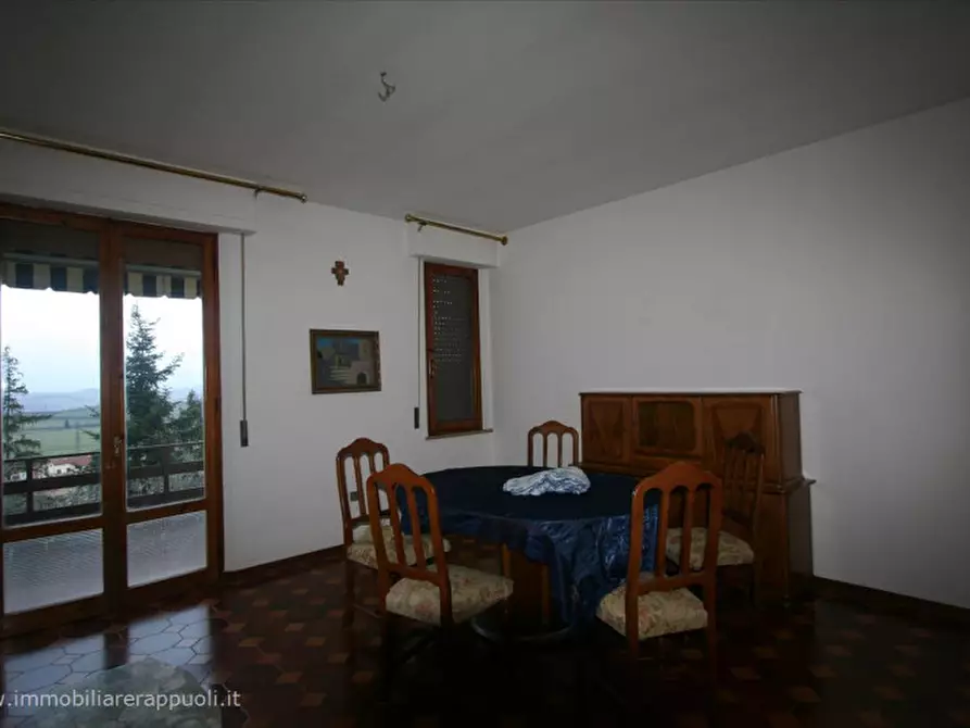 Immagine 4 di Appartamento in vendita  a Rapolano Terme