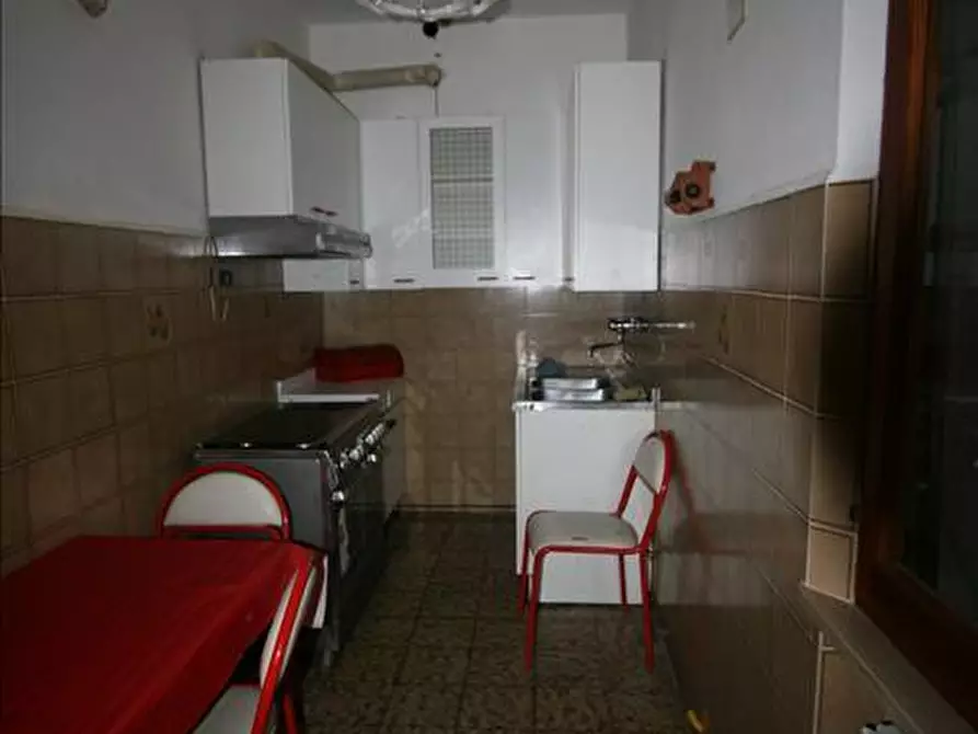 Immagine 6 di Appartamento in vendita  a Rapolano Terme