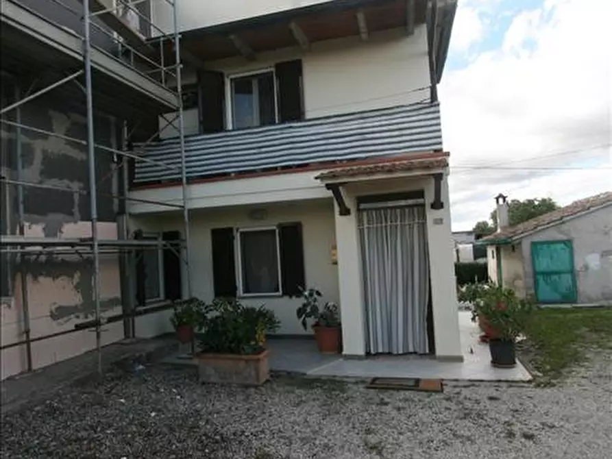 Immagine 5 di Casa indipendente in vendita  a Torrita Di Siena