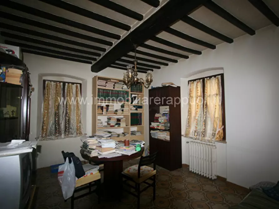 Immagine 16 di Rustico / casale in vendita  a Cetona