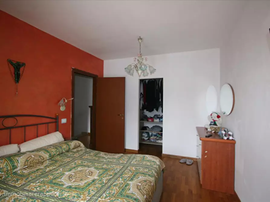 Immagine 4 di Villetta a schiera in vendita  a Rapolano Terme