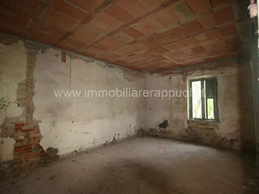 Immagine 12 di Rustico / casale in vendita  a Torrita Di Siena