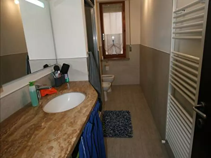 Immagine 4 di Appartamento in vendita  a Sinalunga