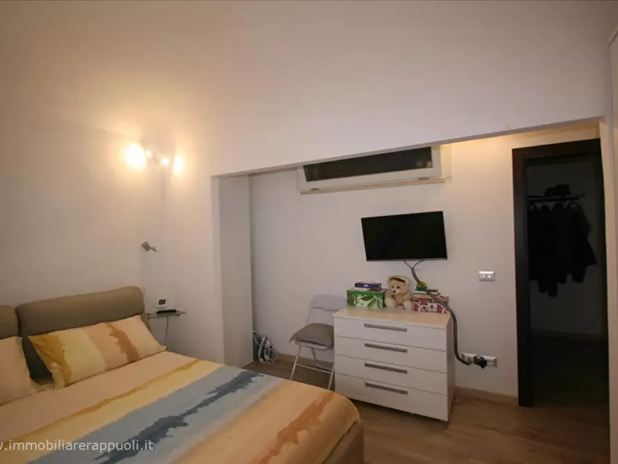 Immagine 8 di Appartamento in vendita  a Sinalunga