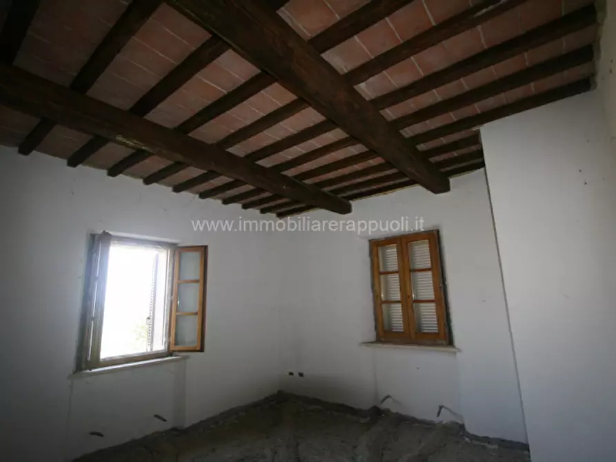 Immagine 4 di Rustico / casale in vendita  a Rapolano Terme