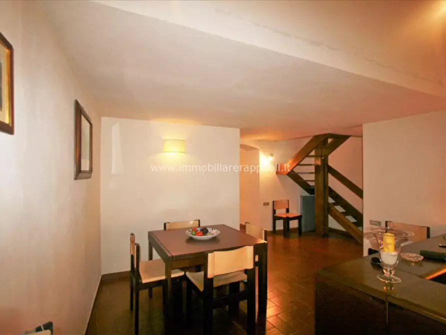 Immagine 4 di Appartamento in vendita  a Lucignano