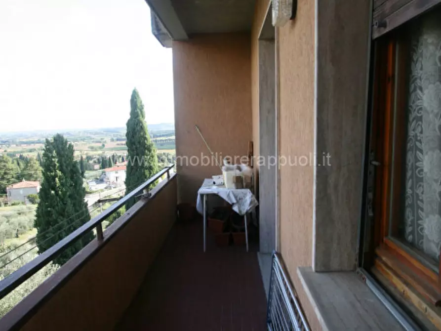 Immagine 5 di Appartamento in vendita  a Sinalunga