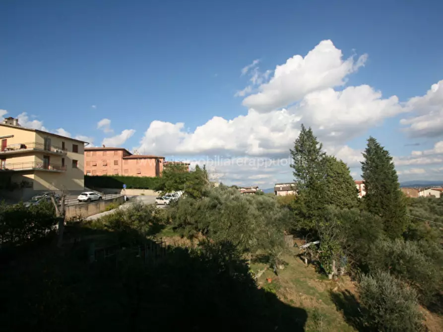 Immagine 7 di Appartamento in vendita  a Sinalunga