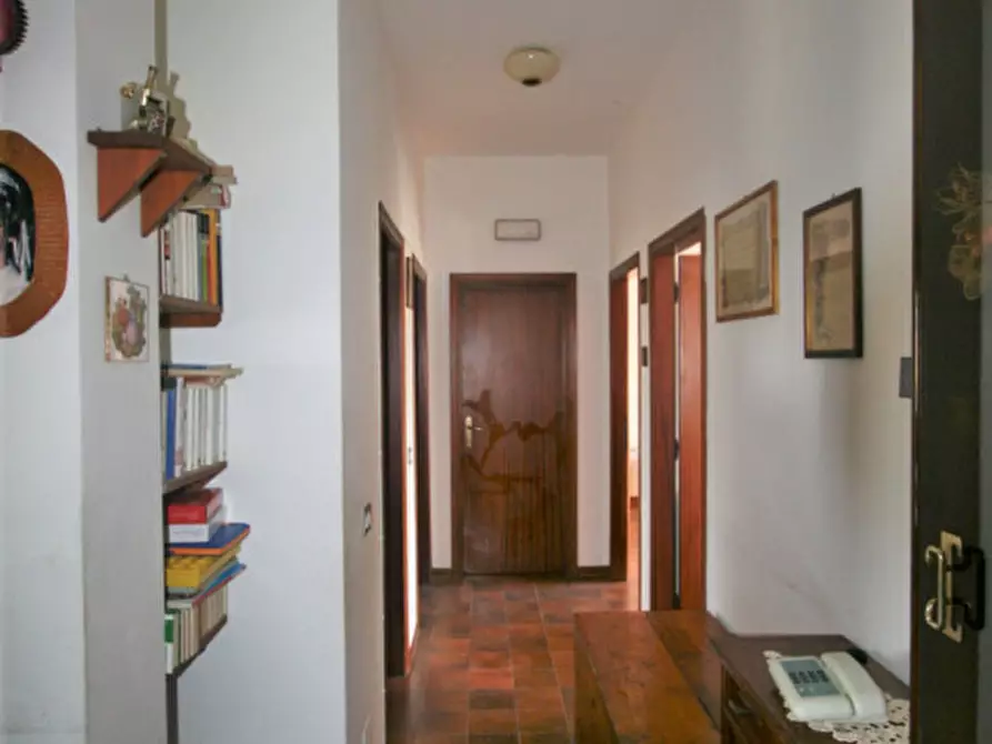 Immagine 8 di Appartamento in vendita  a Sinalunga