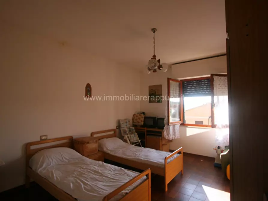 Immagine 12 di Appartamento in vendita  a Sinalunga