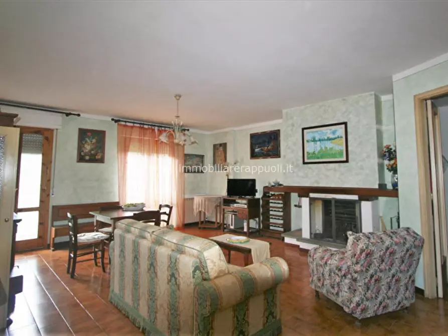 Immagine 2 di Appartamento in vendita  a Trequanda