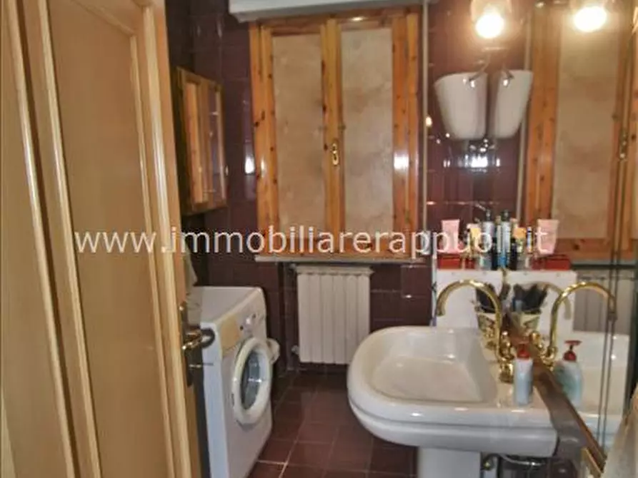 Immagine 10 di Appartamento in vendita  a Trequanda