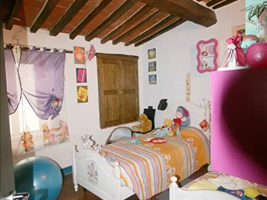 Immagine 2 di Casa indipendente in vendita  a Sinalunga