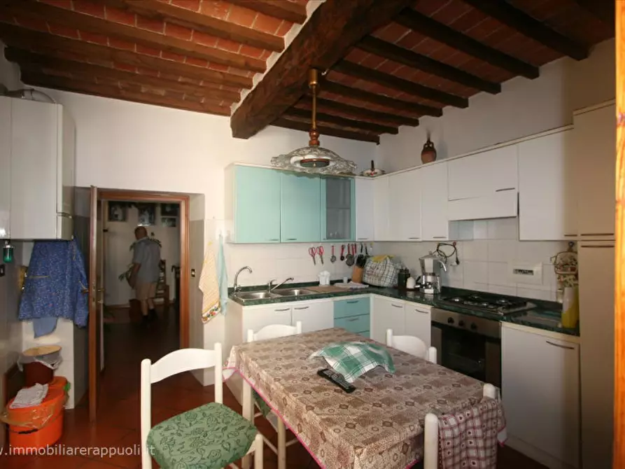 Immagine 2 di Casa indipendente in vendita  a Monte San Savino