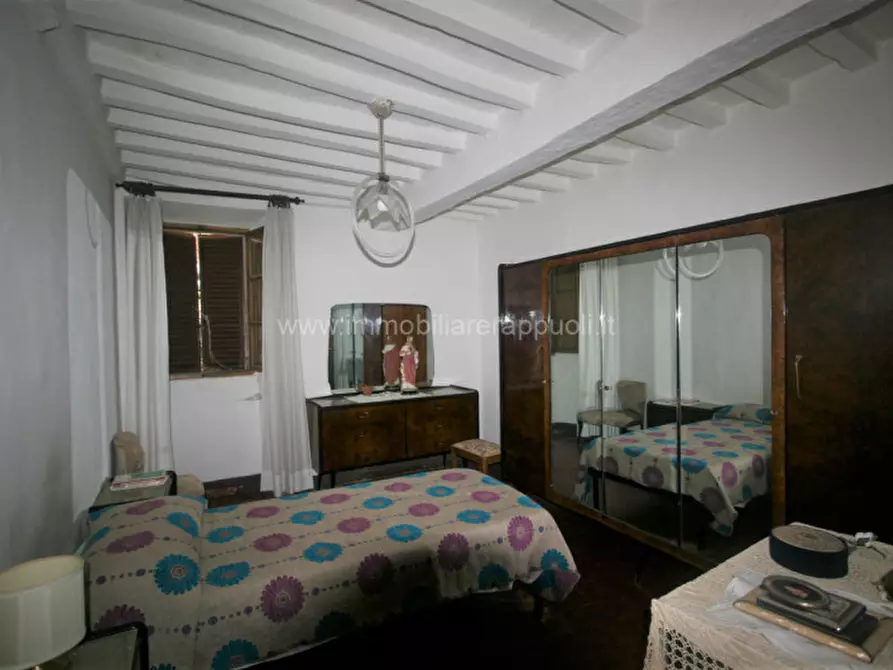 Immagine 9 di Appartamento in vendita  a Sinalunga