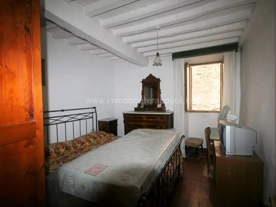 Immagine 10 di Appartamento in vendita  a Sinalunga