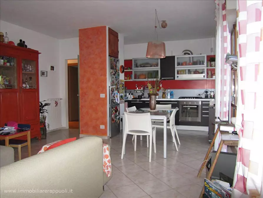 Immagine 1 di Appartamento in vendita  in via Paganini 4/b a Sinalunga
