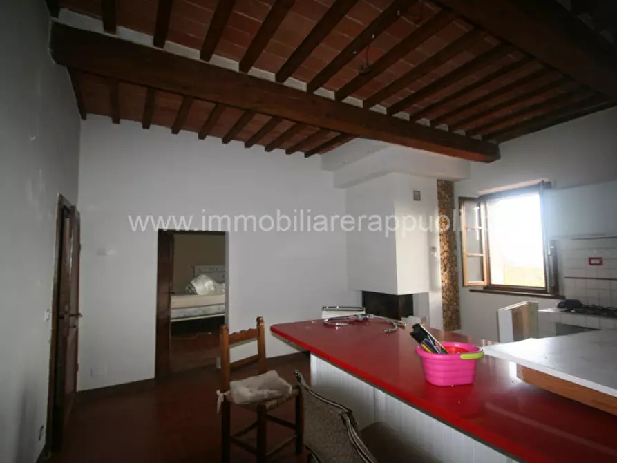 Immagine 20 di Rustico / casale in vendita  a Lucignano