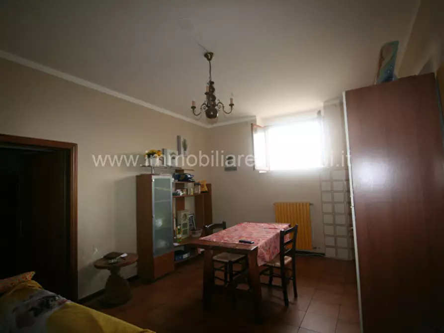 Immagine 26 di Rustico / casale in vendita  a Lucignano