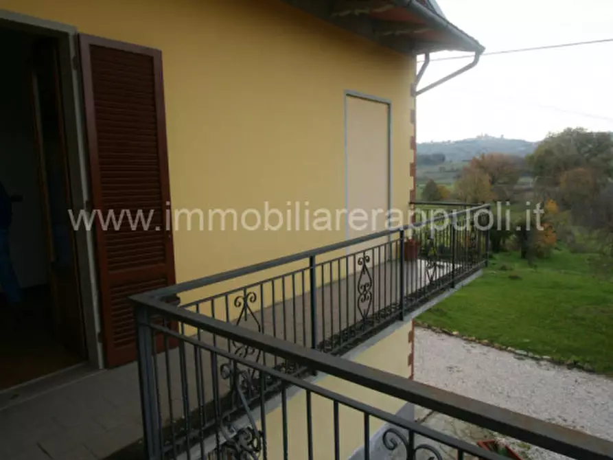 Immagine 29 di Rustico / casale in vendita  a Lucignano