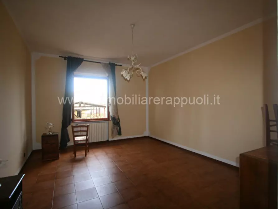 Immagine 37 di Rustico / casale in vendita  a Lucignano