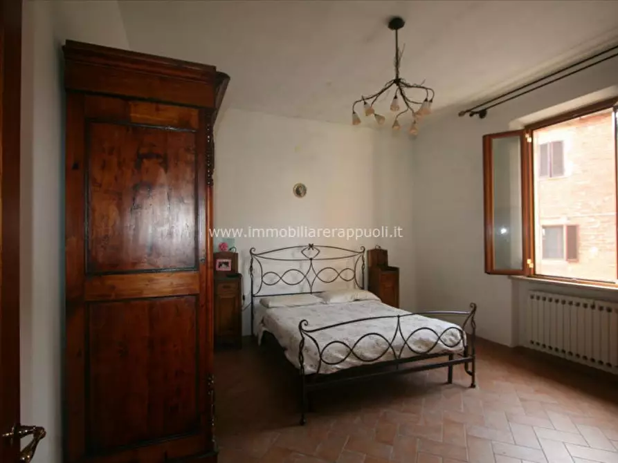 Immagine 4 di Casa indipendente in vendita  a Sinalunga