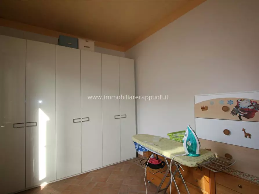 Immagine 5 di Casa indipendente in vendita  a Sinalunga