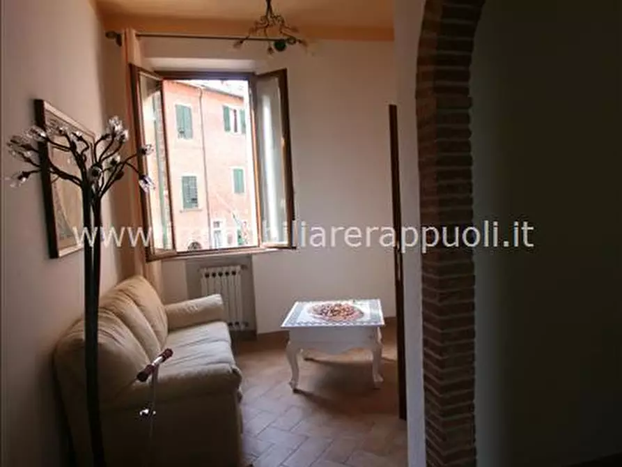 Immagine 10 di Casa indipendente in vendita  a Sinalunga