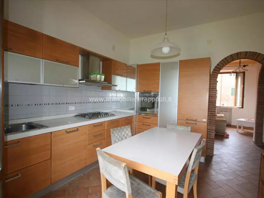 Immagine 11 di Casa indipendente in vendita  a Sinalunga