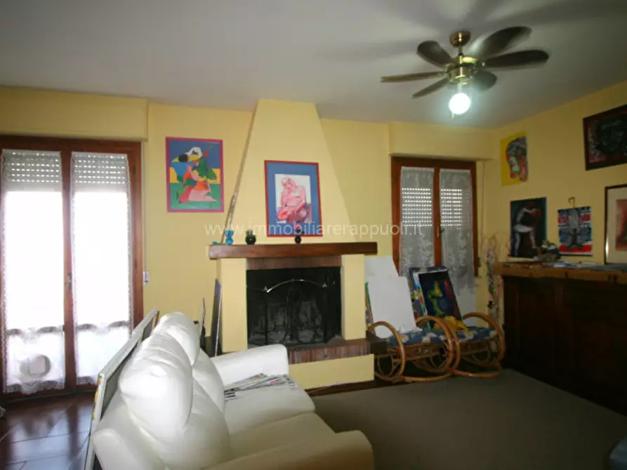 Immagine 2 di Appartamento in vendita  a Torrita Di Siena