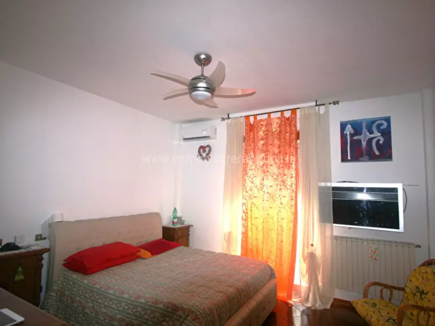 Immagine 4 di Appartamento in vendita  a Torrita Di Siena