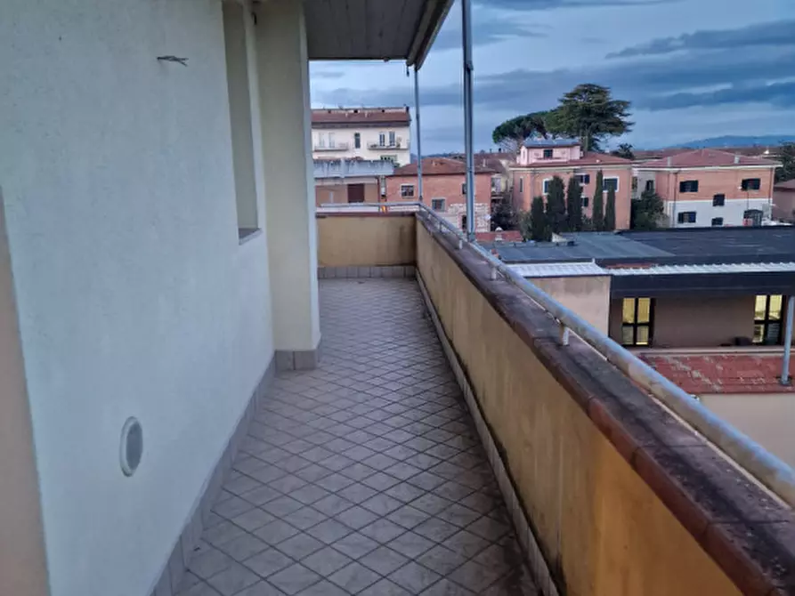 Immagine 8 di Appartamento in vendita  a Sinalunga