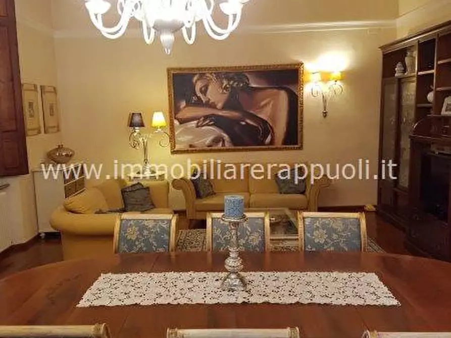 Immagine 26 di Villa in vendita  a Torrita Di Siena