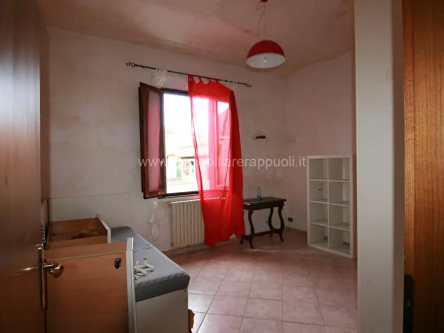 Immagine 5 di Appartamento in vendita  a Sinalunga