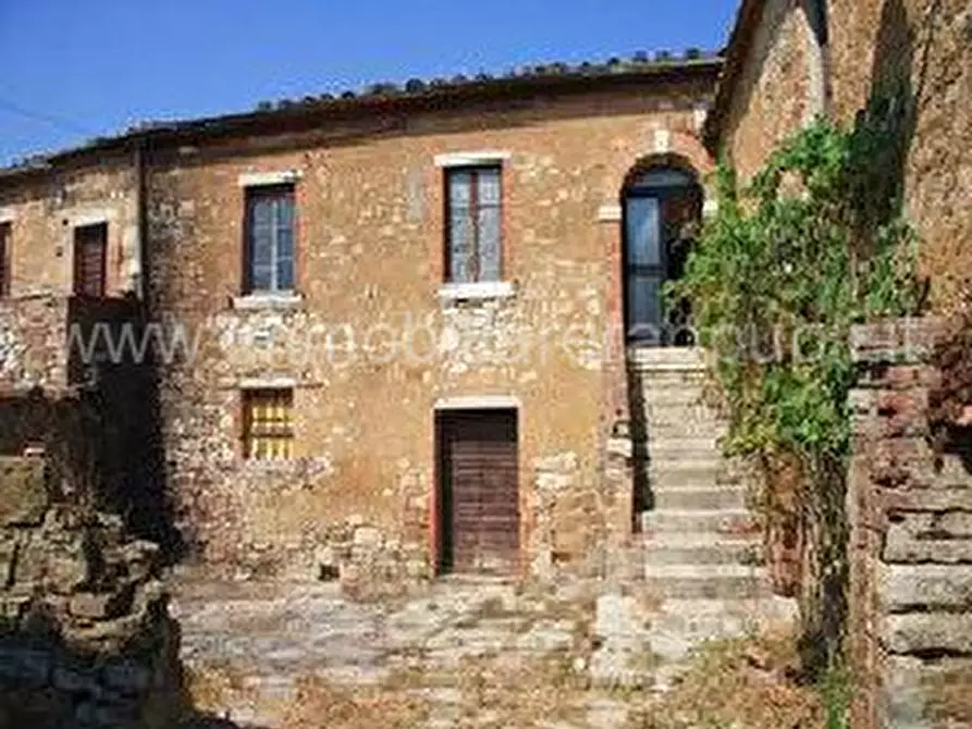 Immagine 4 di Rustico / casale in vendita  a Rapolano Terme