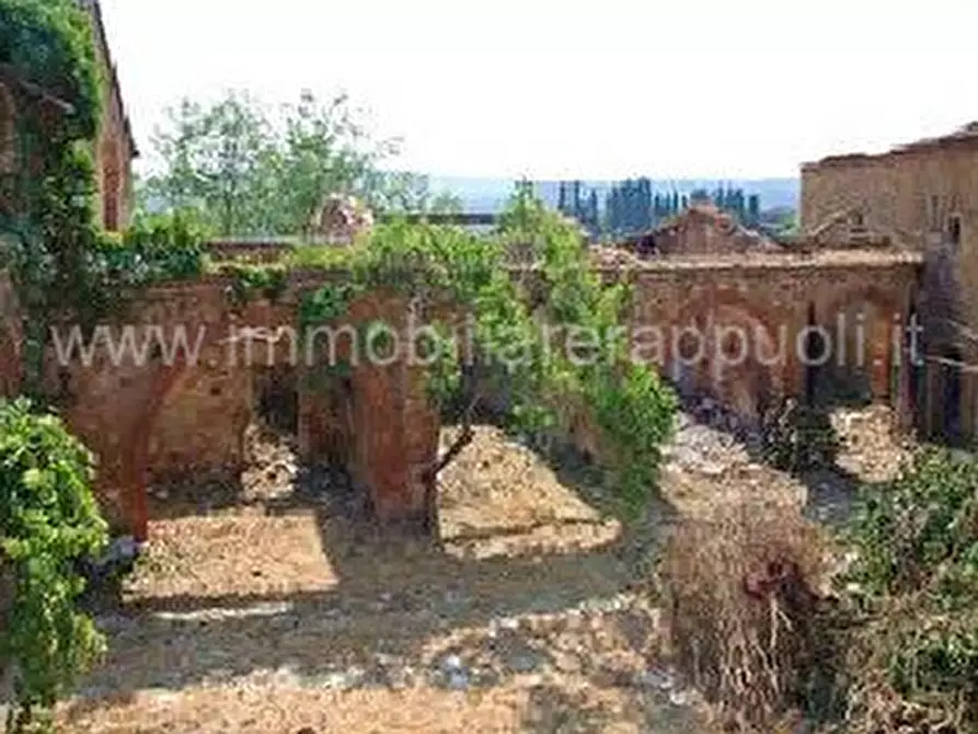 Immagine 5 di Rustico / casale in vendita  a Rapolano Terme