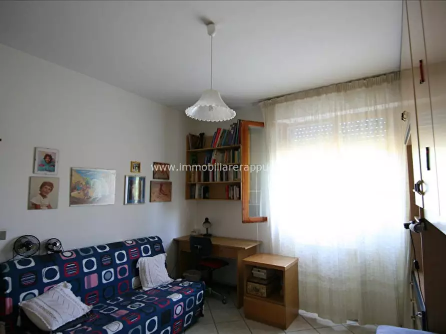 Immagine 2 di Villetta a schiera in vendita  a Sinalunga